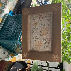 Vintage Floral Decorative Wooden Frames in great shape.